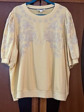 NWT Yellow Puff-Sleeve Top w/ Subtle Blue Raised Swirl Design on Front & Sleeves